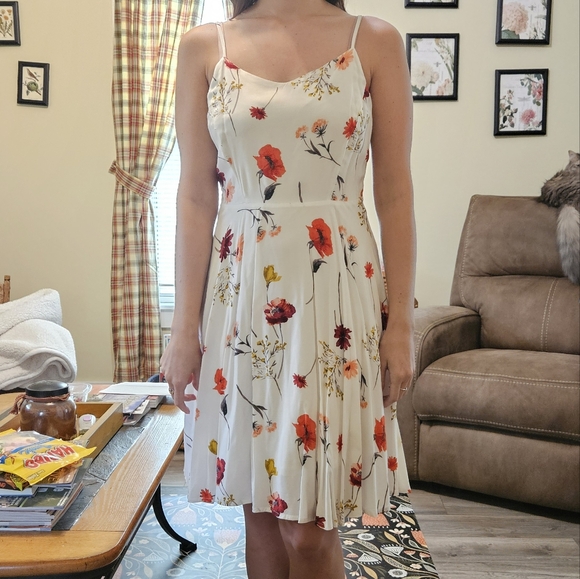 Old Navy fit and flare cami floral dress size Medium - Picture 2 of 5